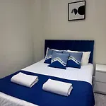Hazelnut Seaview One Bedroom Bn141Kin05