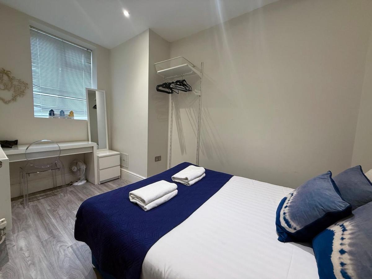 Apartment Hazelnut Seaview One Bedroom Bn141kin05